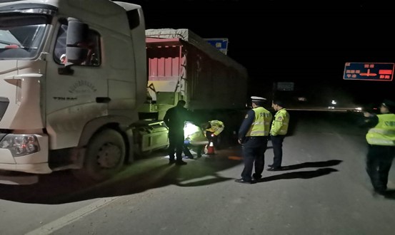 图片3.jpg 图片3.jpg