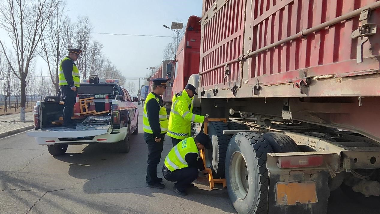 图片2.jpg 图片2.jpg