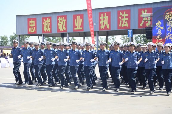 图片4.jpg 图片4.jpg