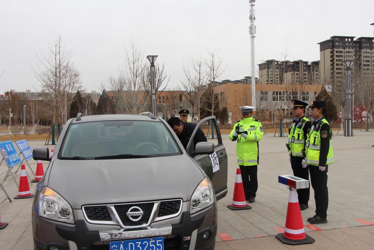 图片3.jpg 图片3.jpg