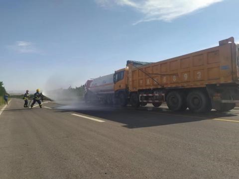 图片3.jpg 图片3.jpg