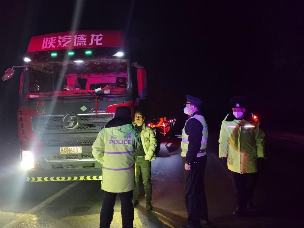 图片2.jpg 图片2.jpg